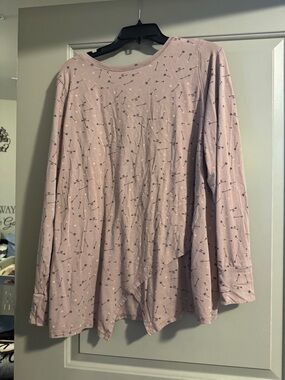 AnyBody Dusty Rose Long Sleeve Tee with Arrow Print